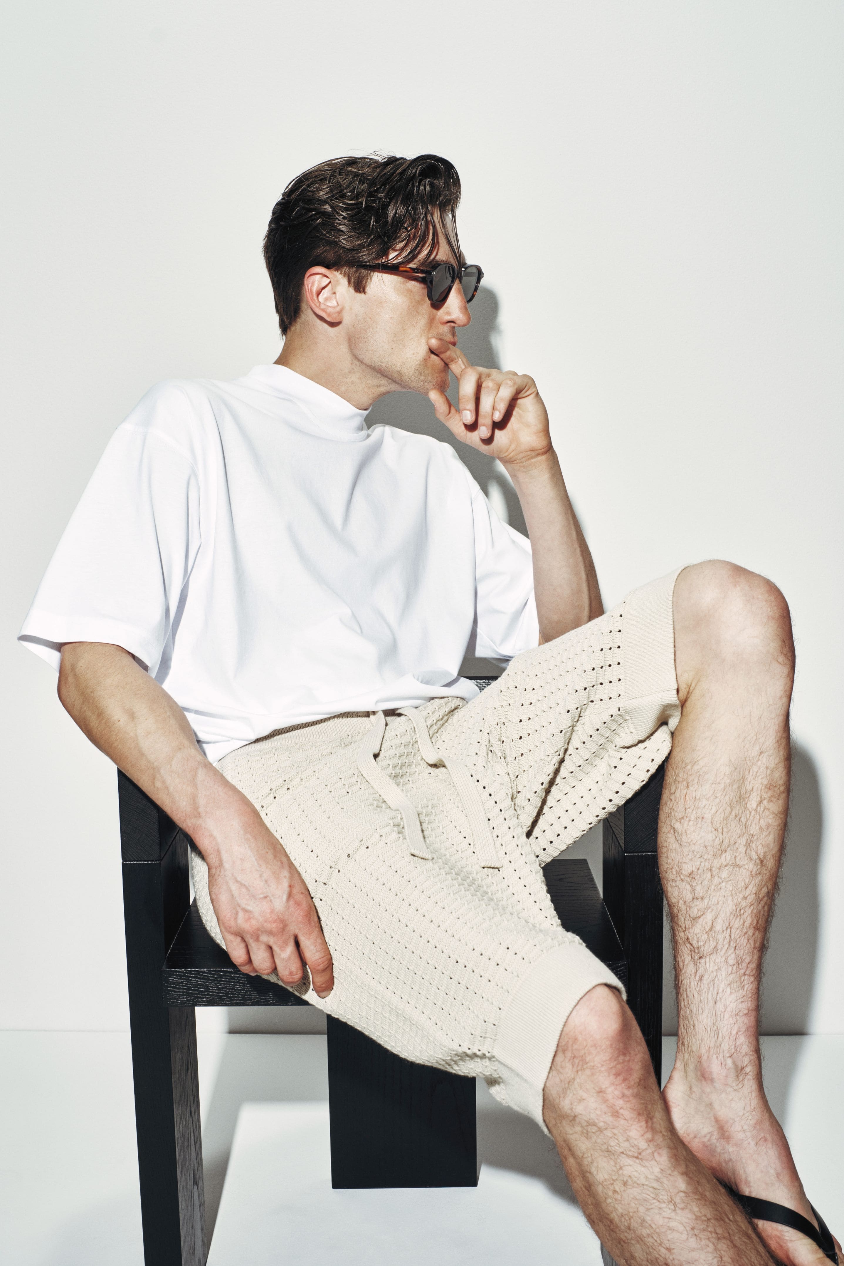 Bermuda con Cintura Elastica in Maglia Traforata Beige Bermuda Maglia Paolo Pecora