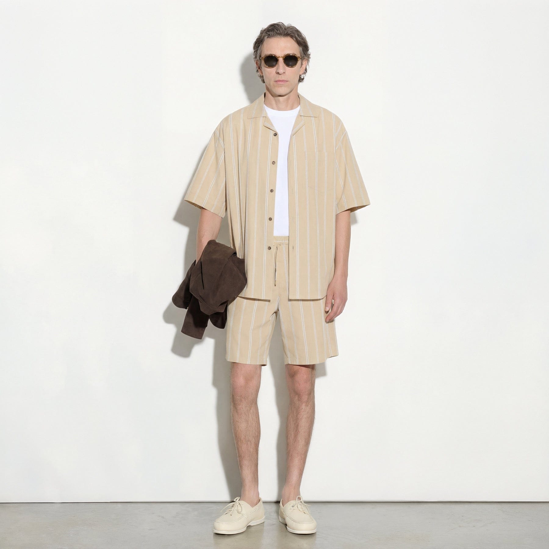 Camicia Boxy Fit a Maniche Corte in Cotone a Righe Beige e Bianco Camicia Tessuto Paolo Pecora