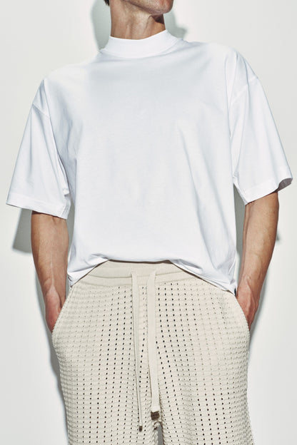 Bermuda con Cintura Elastica in Maglia Traforata Beige Bermuda Maglia Paolo Pecora